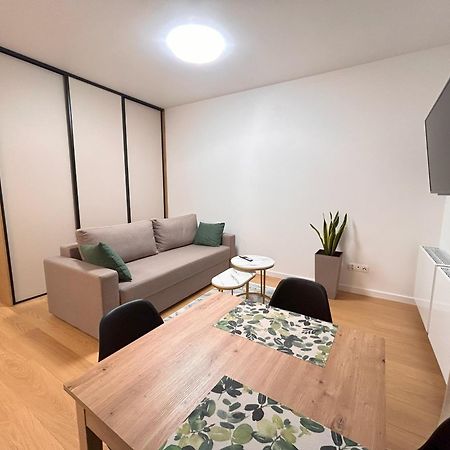 Apartmentprestige Central Station Krasków Eksteriør bilde
