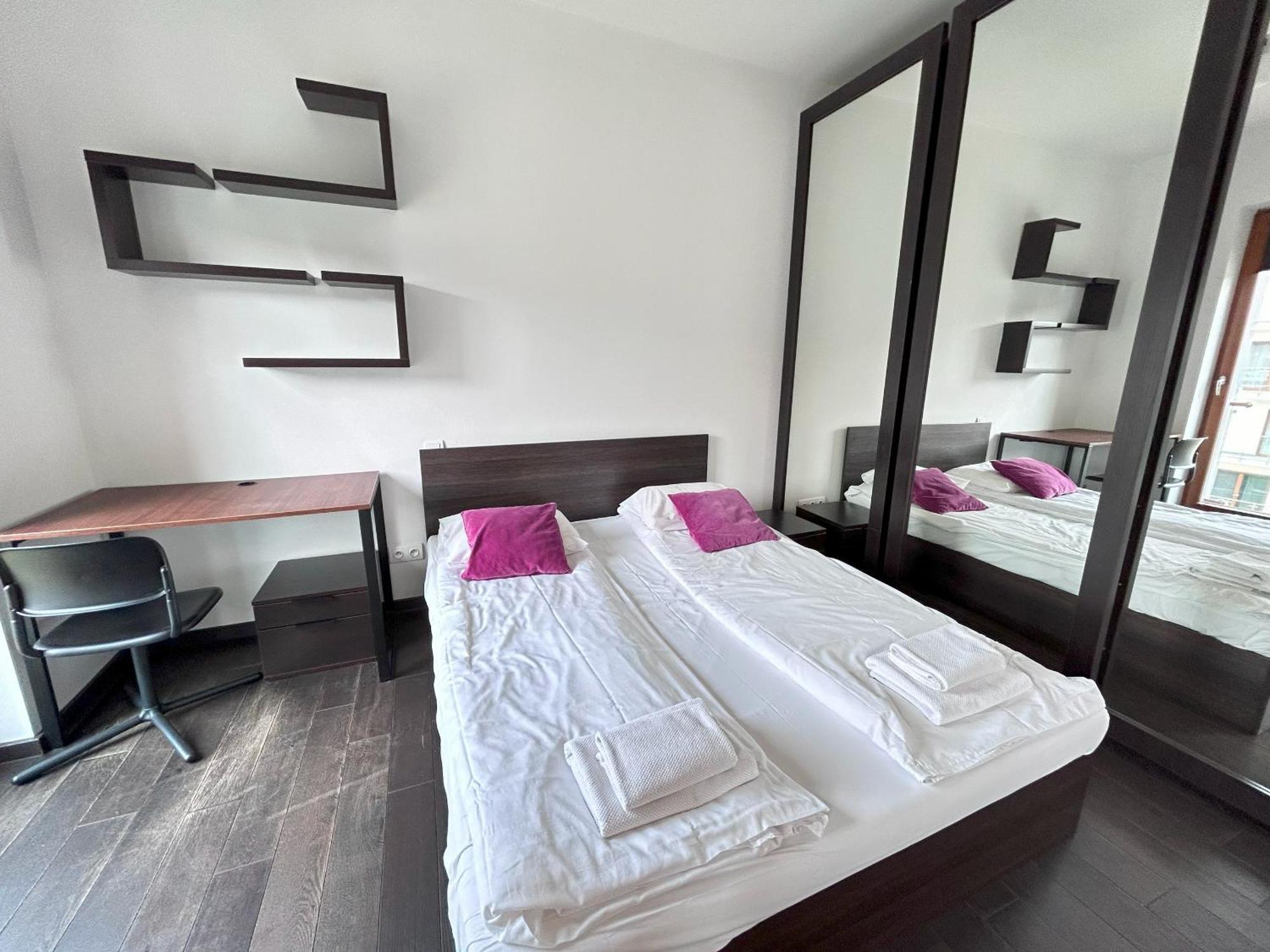 Apartmentprestige Central Station Krasków Eksteriør bilde