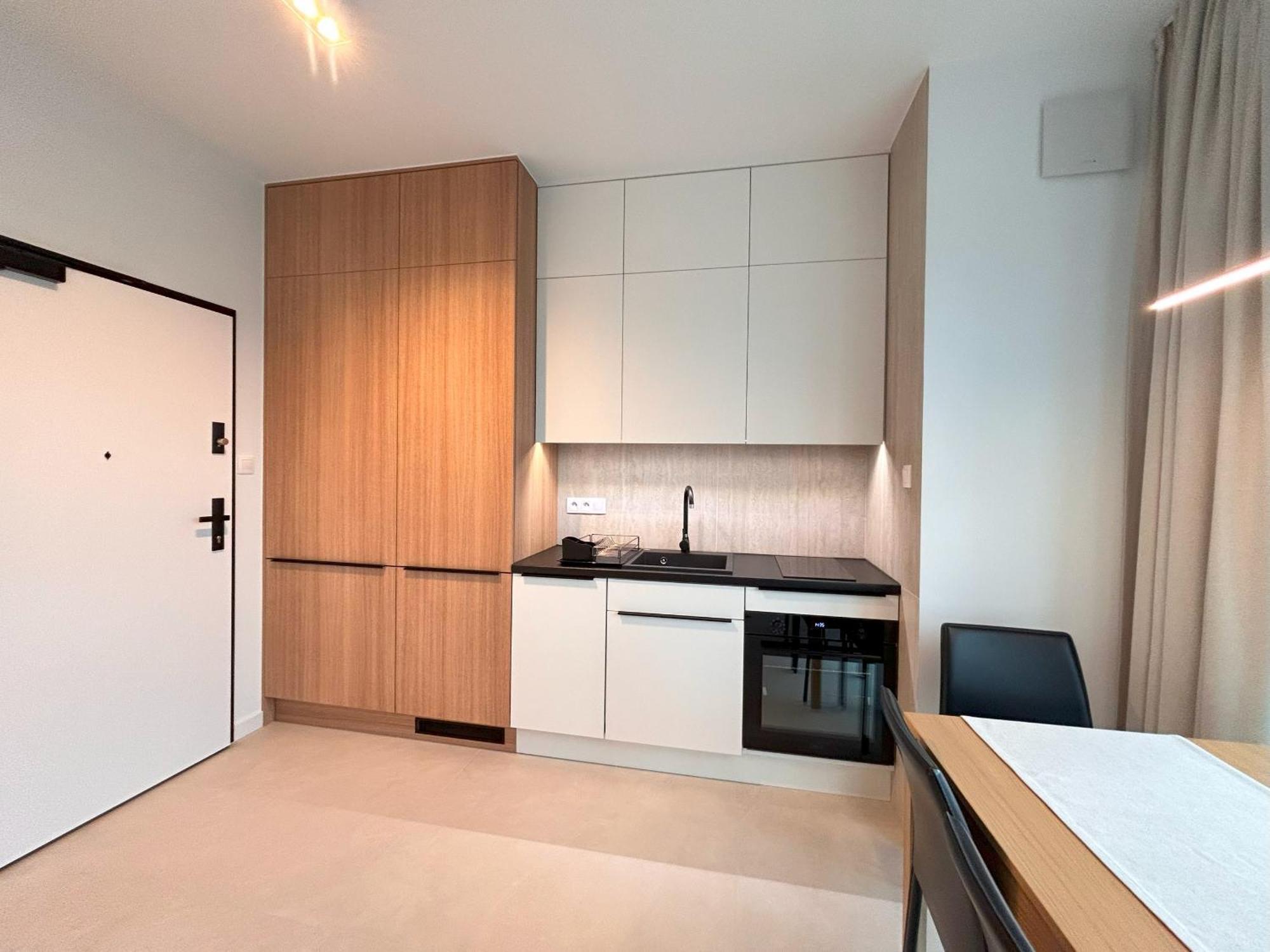 Apartmentprestige Central Station Krasków Eksteriør bilde