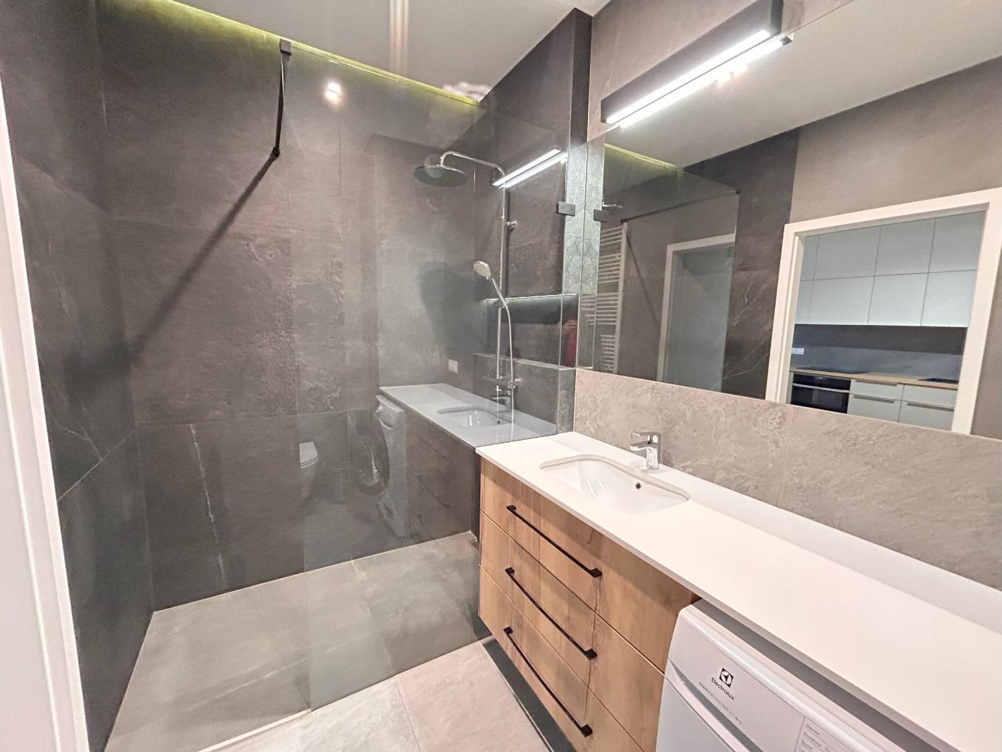Apartmentprestige Central Station Krasków Eksteriør bilde